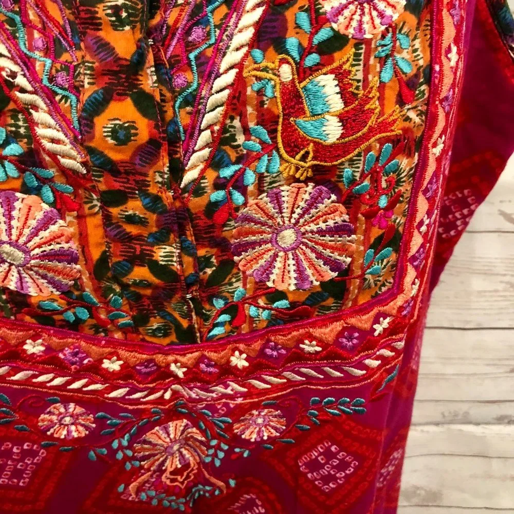 Label Ritu kumar Embroidered Dress - Picture 3 of 8